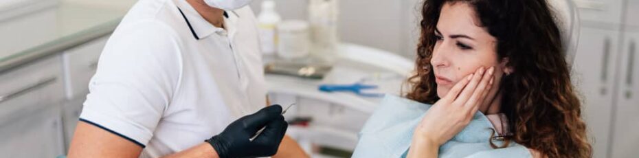 Emergency Dentist vs. ER: Where Should You Go for Urgent Tooth Pain
