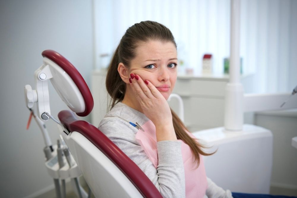 dental abscess warning signs
